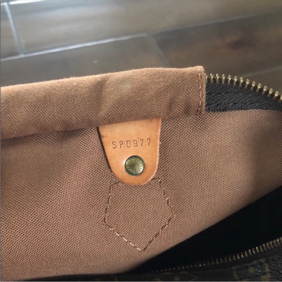 ❗️SOLD)❗️Louis Vuitton 35 - Picture 6 of 9